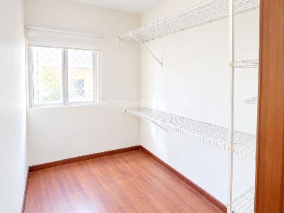 Casa en venta en Mirandela, Bogotá · foto 9 de 17