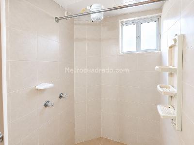 Casa en venta en Mirandela, Bogotá · foto 10 de 17