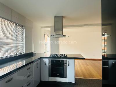 Apartamento en venta en Chapinero Alto, Bogotá · foto 15 de 20
