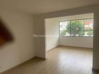 Apartamento de 3 alcobas en venta en Niza Puente Largo, Bogotá, 119 m² · foto 9 de 19