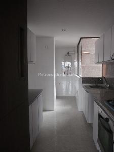Apartamento de 4 alcobas en venta en Colina Picasso, Bogotá, 134 m² · foto 5 de 20