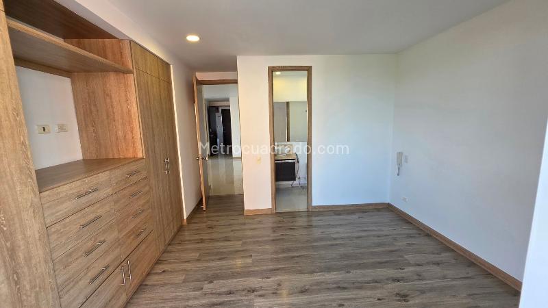 Apartamento en Arriendo, Los Cristales , Cali - Mehr