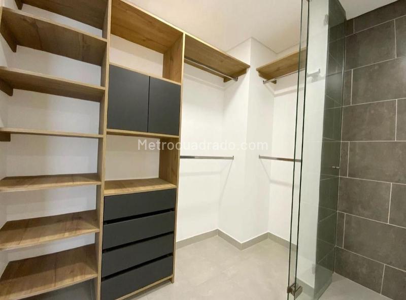 Apartamento en Arriendo, EL NOGAL DE LOS ALMENDROS   Suroccidente, Medellín - Więcej