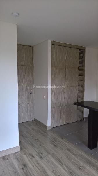Apartamento en Arriendo, LAS NIEVES   Centro Internacional, Bogotá D.C. - Więcej