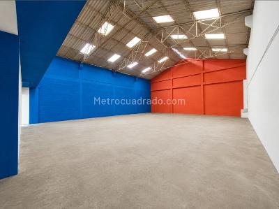Bodega en Arriendo, ciudad latina diagonal a Indumil al lado de parqueadero punto latino, Soacha