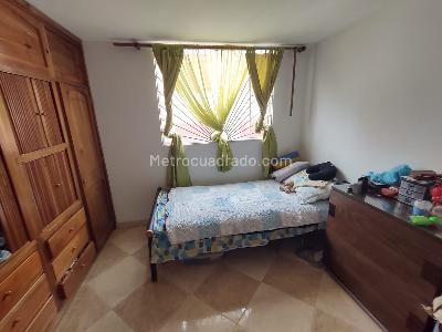 Casa de 3 alcobas en venta en Castilla Bavaria, Bogotá, 68 m² · foto 5 de 10