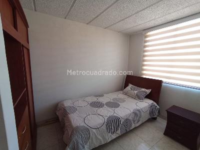 Apartamento de 3 alcobas en venta en Alamos Norte, Bogotá, 56 m² · foto 8 de 10