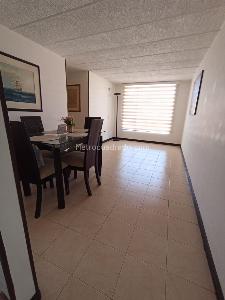 Apartamento de 3 alcobas en venta en Alamos Norte, Bogotá, 56 m² · foto 2 de 10