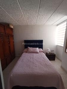Apartamento de 3 alcobas en venta en Alamos Norte, Bogotá, 56 m² · foto 9 de 10