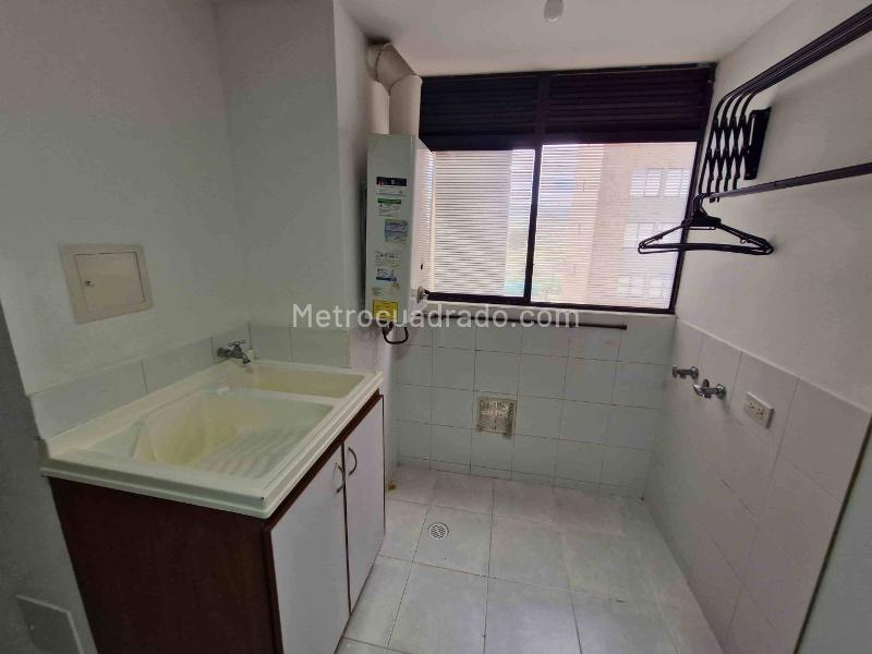 Apartamento en Arriendo, SANTA HELENA I   Colina y Alrededores, Bogotá D.C. - Widok 4