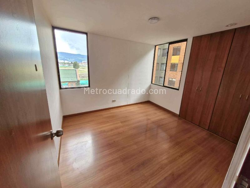 Apartamento en Arriendo, SANTA HELENA I   Colina y Alrededores, Bogotá D.C. - Widok 6