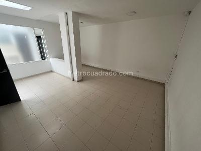 Casa de 5 alcobas en arriendo en Normandia Occidental, Bogotá, 360 m² · foto 11 de 20