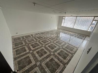 Casa de 5 alcobas en arriendo en Normandia Occidental, Bogotá, 360 m² · foto 14 de 20