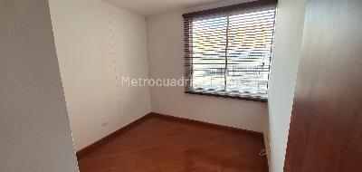 Apartamento de 3 alcobas en arriendo en Cedro Narvaez Usaquen, Bogotá, 88 m² · foto 5 de 18