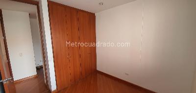 Apartamento de 3 alcobas en arriendo en Cedro Narvaez Usaquen, Bogotá, 88 m² · foto 6 de 18