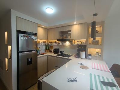 Apartamento de 2 alcobas en venta en Calle 170, Bogotá, 41 m² · foto 6 de 17