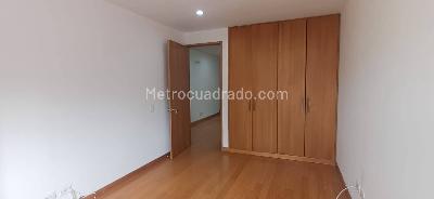 Apartamento de 3 alcobas en venta en Bella Suiza, Bogotá, 156 m² · foto 7 de 20