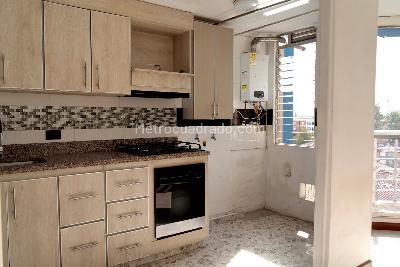Apartamento de 3 alcobas en venta en Americas Hipotecho, Bogotá, 74 m² · foto 3 de 17
