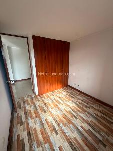 Apartamento de 3 alcobas en venta en Americas Hipotecho, Bogotá, 74 m² · foto 11 de 17