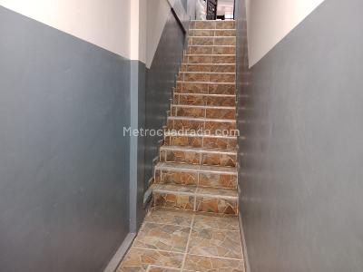 Casa de 5 alcobas en venta en La Gloria, Bogotá, 280 m² · foto 2 de 18