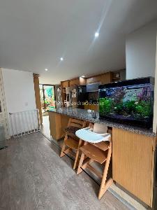 Apartamento de 3 alcobas en venta en Santa Barbara Occidental, Bogotá, 151 m² · foto 5 de 16