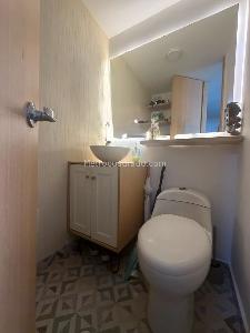 Apartamento de 3 alcobas en venta en Santa Barbara Occidental, Bogotá, 151 m² · foto 4 de 16