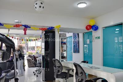 Casa de 5 alcobas en venta en Molinos Norte, Bogotá, 457 m² · foto 13 de 20