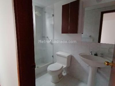 Apartamento en venta en Britalia Norte, Bogotá · foto 9 de 16