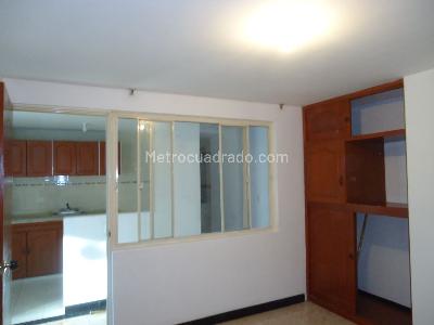 Apartamento de 3 alcobas en arriendo en Portal De Alamos, Bogotá, 75 m² · foto 10 de 20
