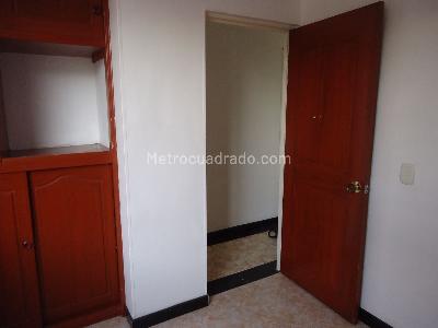 Apartamento de 3 alcobas en arriendo en Portal De Alamos, Bogotá, 75 m² · foto 18 de 20