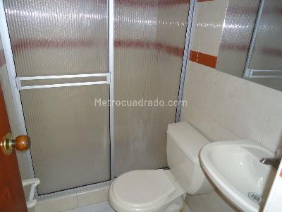 Apartamento de 3 alcobas en arriendo en Portal De Alamos, Bogotá, 75 m² · foto 8 de 20