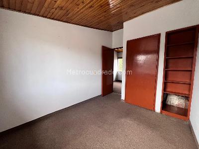 Casa de 5 alcobas en venta en La Esmeralda, Bogotá, 240 m² · foto 20 de 20