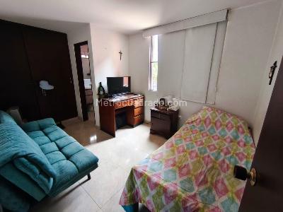 Apartamento de 3 alcobas en venta en Los Portales, Cali, 104 m² · foto 11 de 15