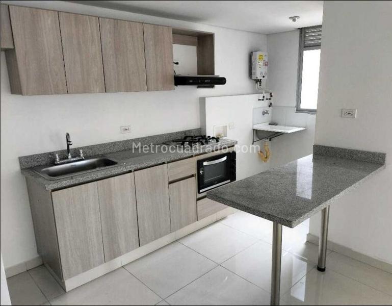 Apartamento en Arriendo, Calle larga, Sabaneta - Widok 2
