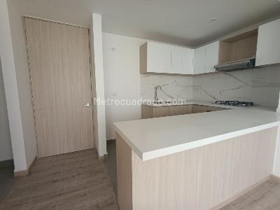 Apartamento de 3 alcobas en venta en Lagos De Torca, Bogotá, 72 m² · foto 3 de 20
