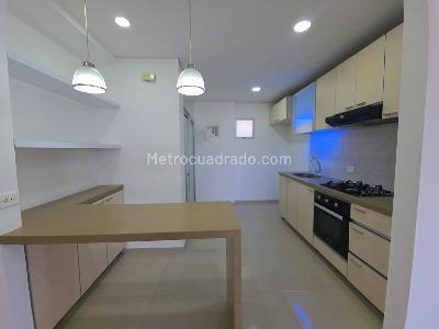 Apartamento de 2 alcobas en venta en El Portal De San Pablo, Girardot, 136 m² · foto 14 de 17