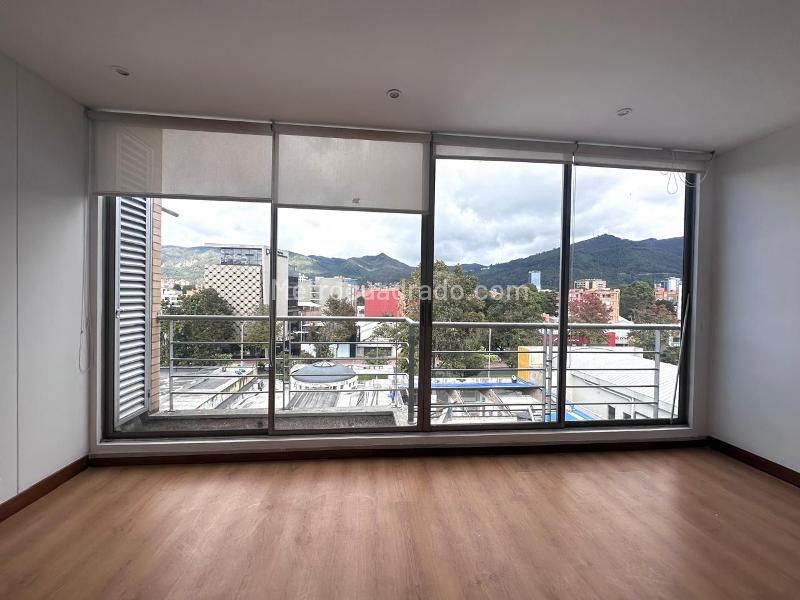 Piso – Bogotá, Santa Bárbara, Localidad Usaquén - Más