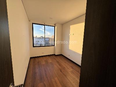 Apartamento en venta en Centenario, Bogotá · foto 9 de 20