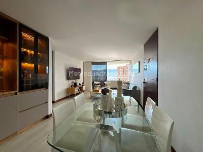 Apartamento de 3 alcobas en venta en Las Palmas, Medellín, 86 m² · foto 2 de 12