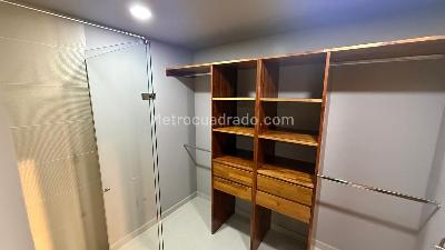 Apartamento de 3 alcobas en venta en Loma De Las Flores, Sabaneta, 84 m² · foto 13 de 18