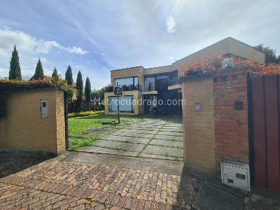 Casa de 5 alcobas en venta en Condominio Aquitania Chia, Chía, 775 m² · foto 19 de 19