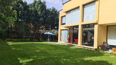 Casa de 5 alcobas en venta en Condominio Aquitania Chia, Chía, 775 m² · foto 3 de 19