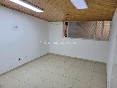 Casa de 5 alcobas en venta en Normandia Occidental, Bogotá, 364 m² · foto 2 de 19
