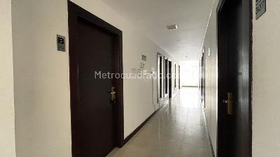 Apartamento de 5 alcobas en venta en Gran America, Bogotá, 446 m² · foto 3 de 10