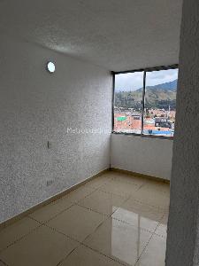 Apartamento en venta en Molinos Del Sur, Bogotá · foto 5 de 18