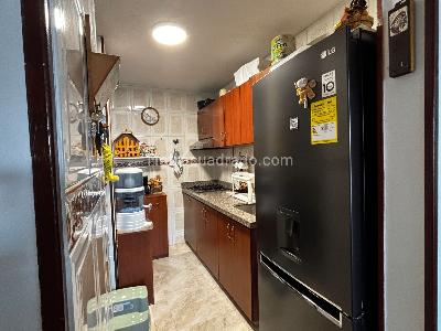 Apartamento de 3 alcobas en venta en Pinar De Suba, Bogotá, 53 m² · foto 4 de 14