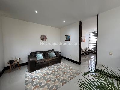 Casa de 4 alcobas en venta en Parcelaciones Pance, Cali, 289 m² · foto 8 de 18