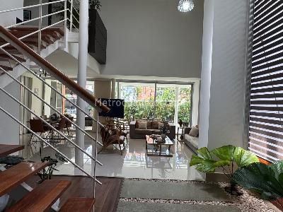 Casa de 4 alcobas en venta en Parcelaciones Pance, Cali, 289 m² · foto 11 de 18