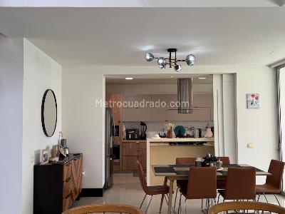 Casa de 4 alcobas en venta en Parcelaciones Pance, Cali, 289 m² · foto 3 de 18