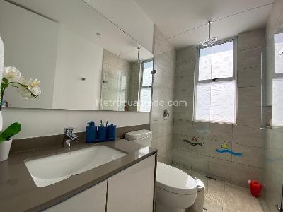 Casa de 4 alcobas en venta en Parcelaciones Pance, Cali, 291 m² · foto 12 de 16